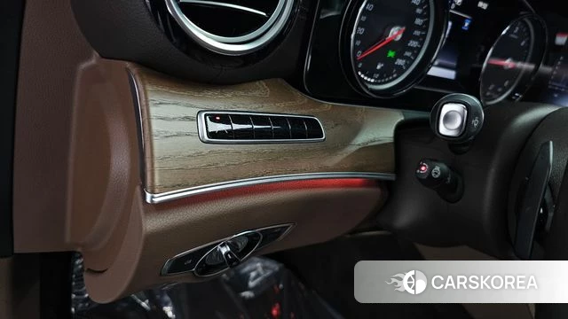 Mercedes-Benz E-Class W213 id 4459163 из Кореи 21