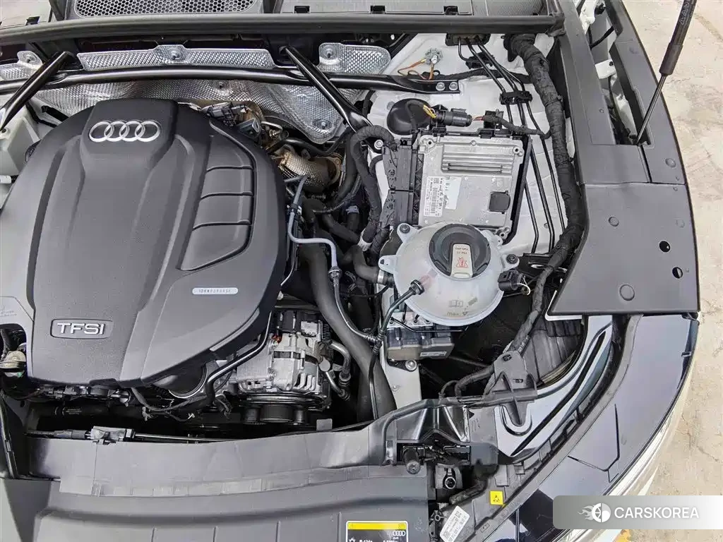 Audi Q5L id 4576367 из Китая 21
