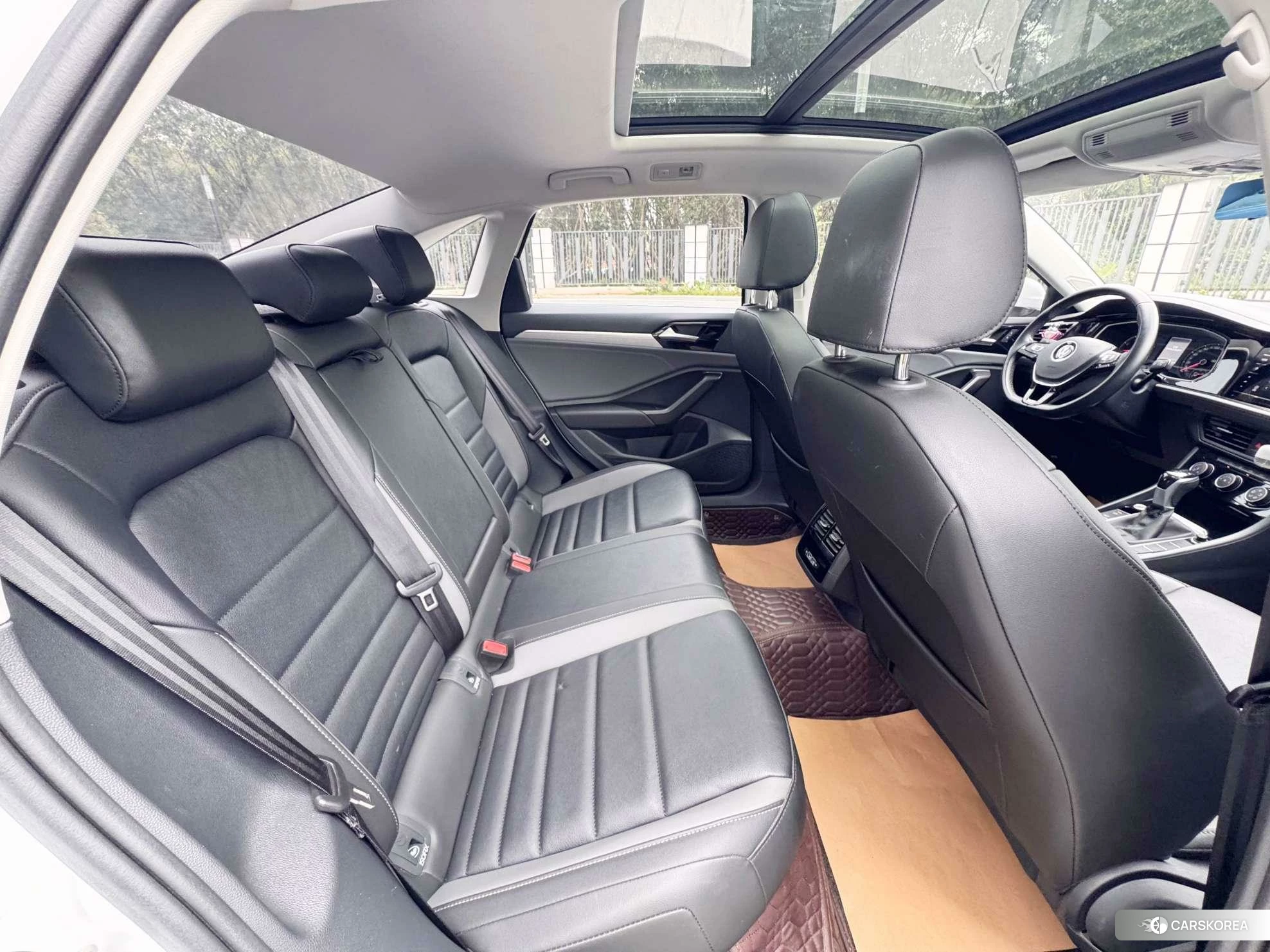 Volkswagen Sagitar id 4413212 из Китая 21