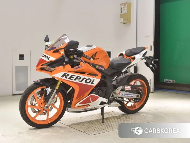 Honda CBR250RR id 3946992 из Японии 21