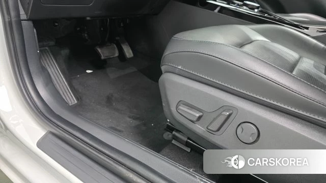 Kia Di Ol Nu Niro id 4201282 из Кореи 21