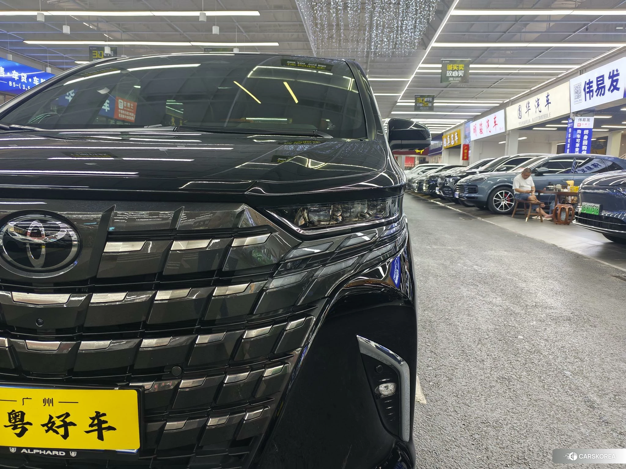 Toyota Elfa id 4474010 из Китая 21