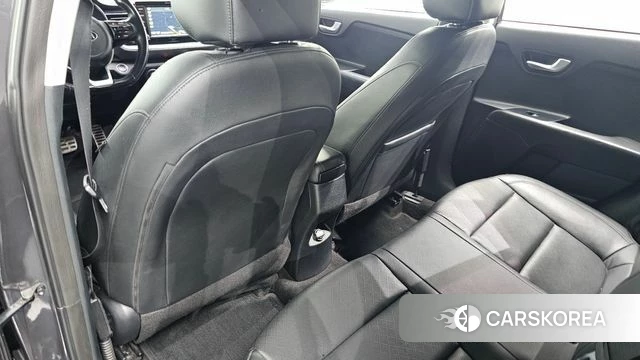 Kia Stonic id 4713363 из Кореи 21
