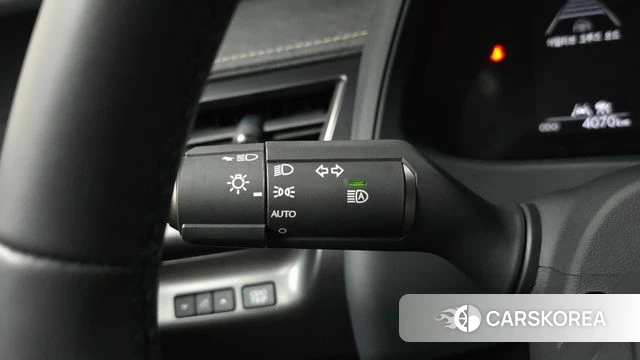 Lexus UX300h id 4354044 из Кореи 21