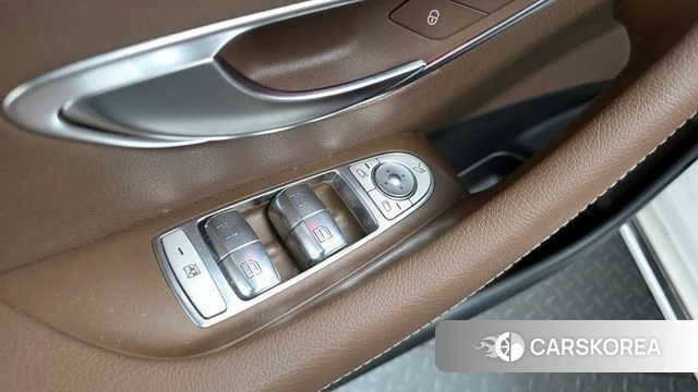 Mercedes-Benz E-Class W213 id 4317884 из Кореи 21