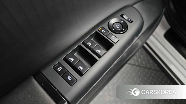 Hyundai Grandeur Hybrid (GN7) id 4432730 из Кореи 21