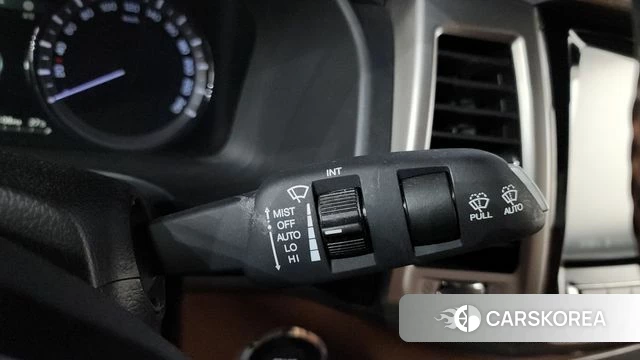 Ssangyong Rexton Sports Cannes id 4285320 из Кореи 21