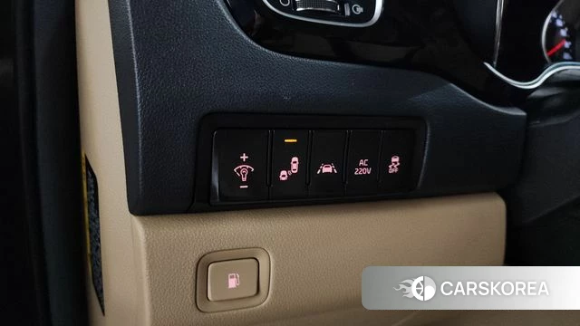 Kia The New Carnival id 4496015 из Кореи 21