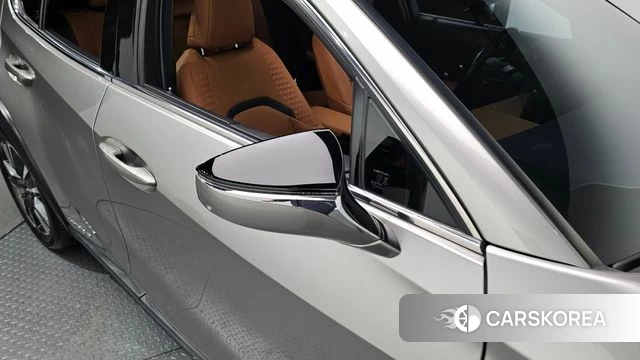 Lexus UX250h id 4384611 из Кореи 21