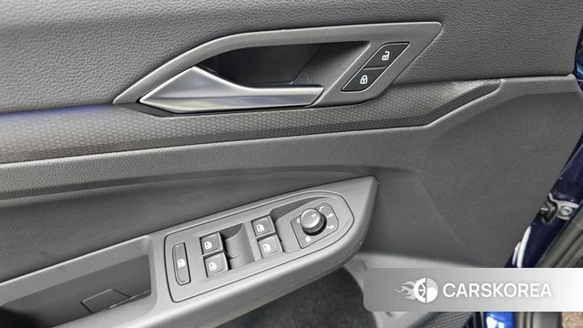 Volkswagen Golf 8th Generation id 4308249 из Кореи 21