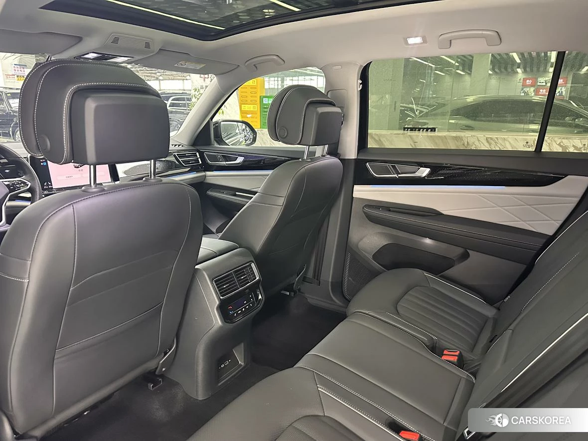 Volkswagen Tourang id 4479836 из Китая 21