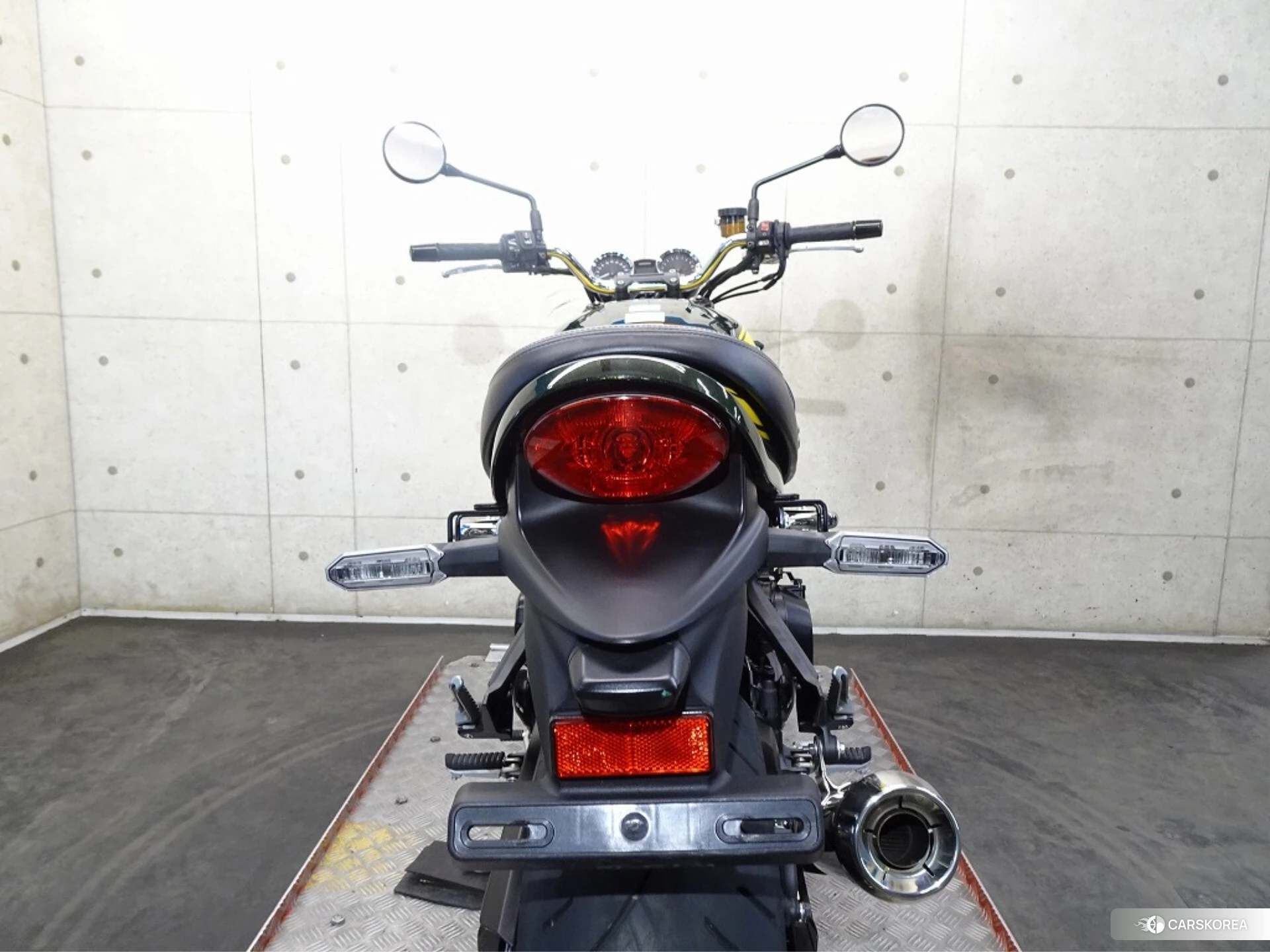 Kawasaki Z900RS id 3948914 из Японии 21