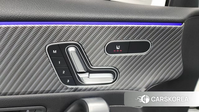 Mercedes-Benz A-Class W177 id 4280100 из Кореи 21