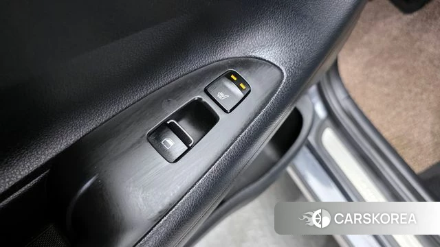 Hyundai Grandeur IG id 4225696 из Кореи 21