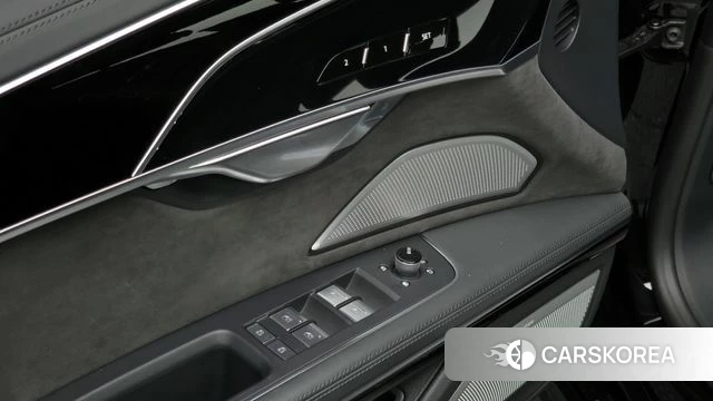Audi A8 (D5) id 4361692 из Кореи 21