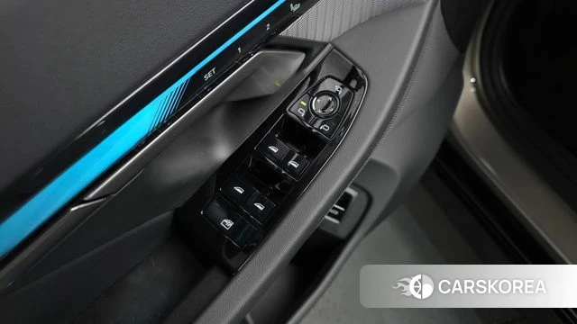 BMW 5 Series (G60) id 4629970 из Кореи 21