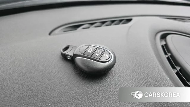 Mini Cooper id 4384293 из Кореи 21
