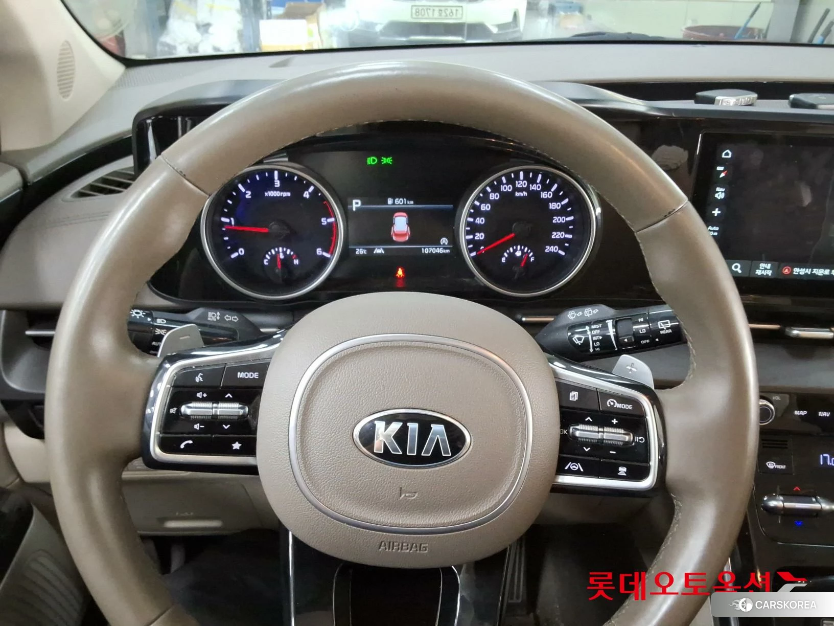 Kia Carnival id 4902373 из Кореи 21