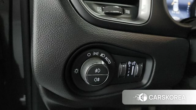 Jeep Renegade id 4416341 из Кореи 21