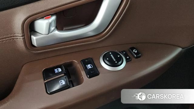 Hyundai The New Grand Starex id 4417309 из Кореи 21