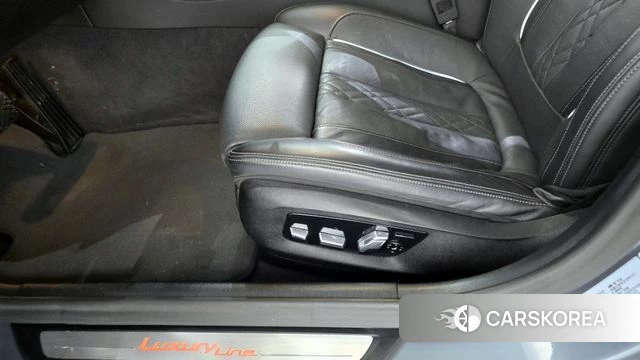 BMW 5 Series (G30) id 4284572 из Кореи 21