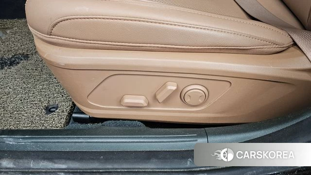 Hyundai Grandeur Hybrid (GN7) id 4505729 из Кореи 21