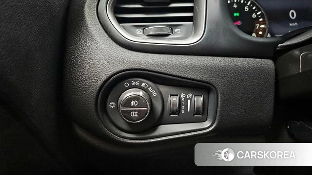 Jeep Renegade id 4310032 из Кореи 21