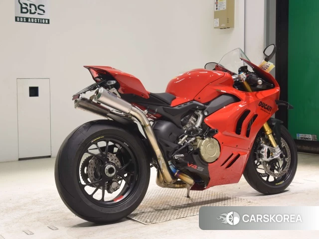 Проданный Ducati PANIGALE V4 S id 4199934 из Японии, фото 17