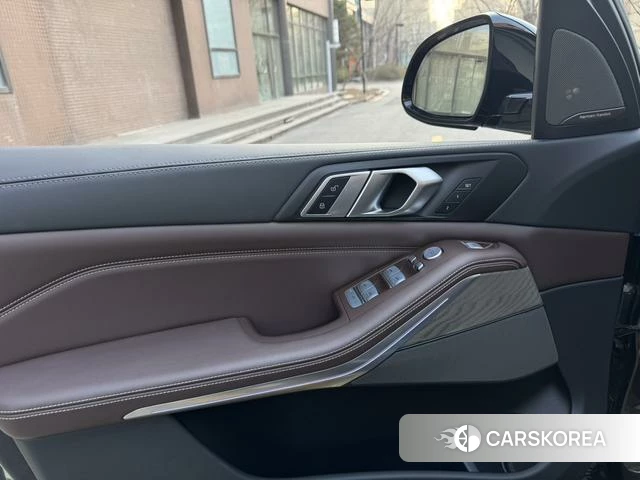 BMW X5 id 3920721 из Китая 21