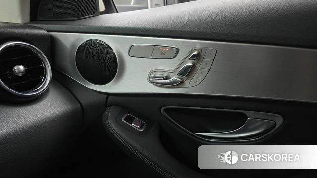 Mercedes-Benz C-Class W205 id 4732263 из Кореи 21