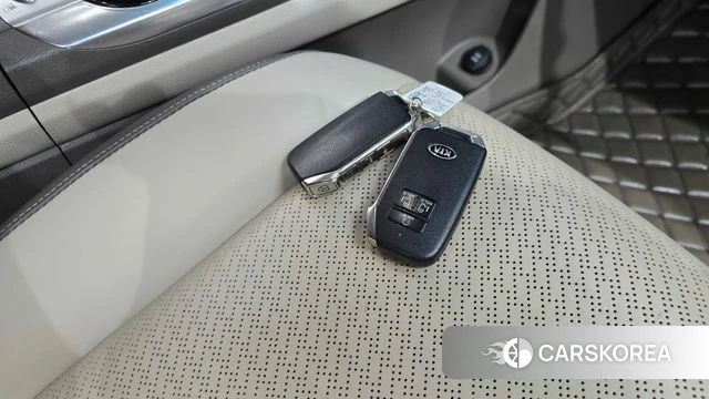Kia Carnival 4th generation id 4283902 из Кореи 21