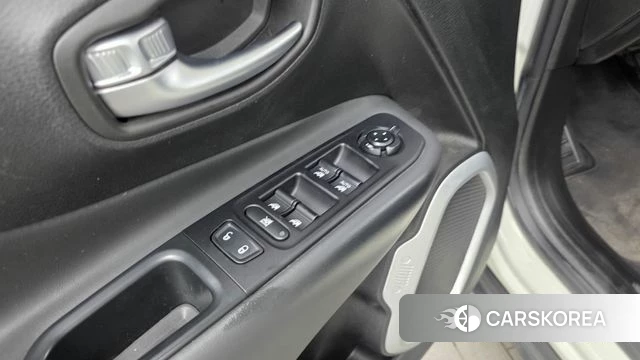 Jeep Renegade id 4525850 из Кореи 21