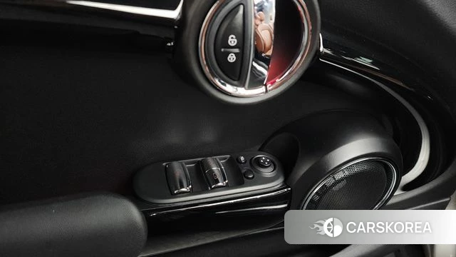 Mini Cooper S Convertible id 4417058 из Кореи 21