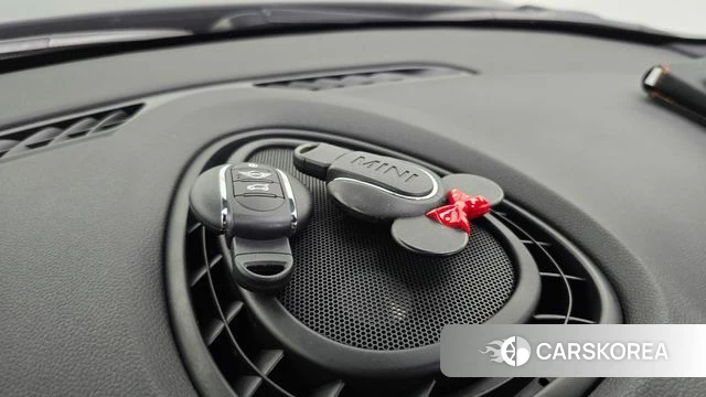 Mini Cooper S id 4768293 из Кореи 21