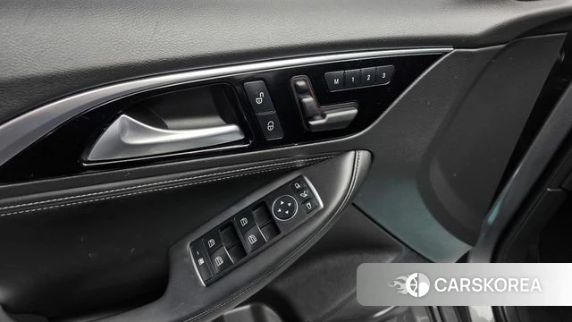 Infiniti Q30 id 4339517 из Кореи 21