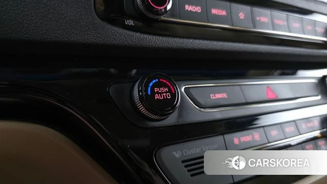 Kia The New Carnival id 4632772 из Кореи 21