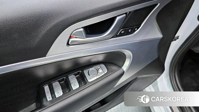 Genesis G70 id 4378096 из Кореи 21