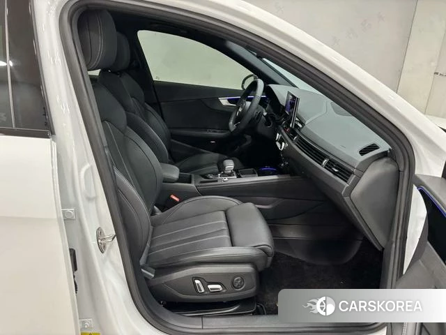 Audi A4L id 4254201 из Китая 21