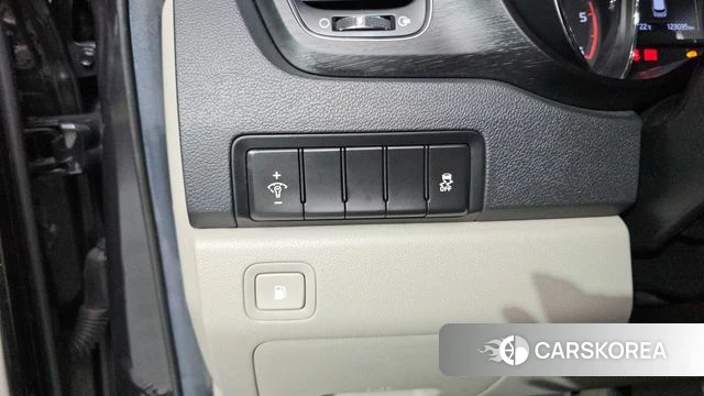 Kia The New Carnival id 4447317 из Кореи 21