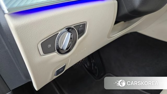 Mercedes-Benz E-Class W213 id 4683229 из Кореи 21