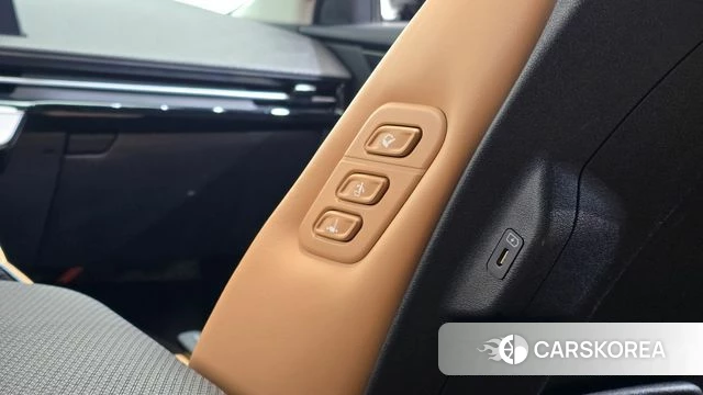 Kia EV6 id 4778984 из Кореи 21