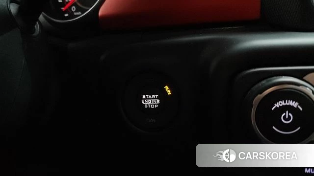 Jeep Wrangler (JL) id 4195773 из Кореи 21