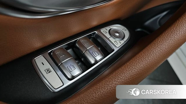 Mercedes-Benz E-Class W213 id 4384399 из Кореи 21