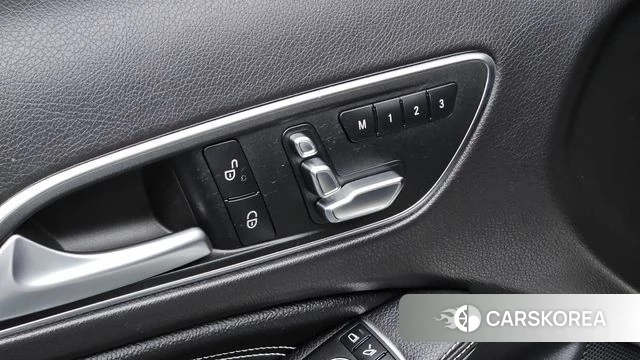 Mercedes-Benz GLA-Class X156 id 4895613 из Кореи 21