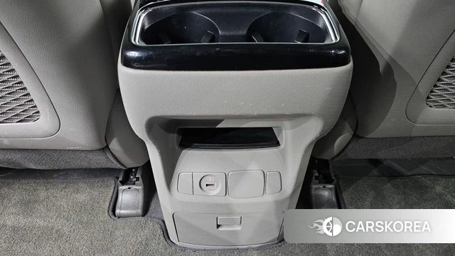 Kia The New Carnival id 4850047 из Кореи 21