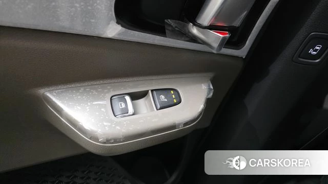 Kia The New Carnival 4th Generation id 4934671 из Кореи 21