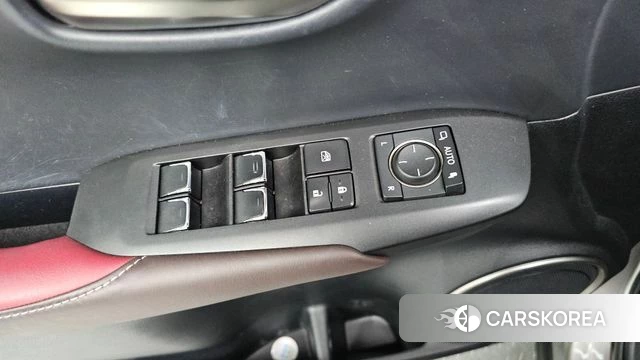Lexus NX300h id 4286315 из Кореи 21