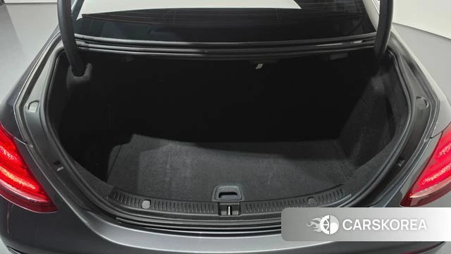 Mercedes-Benz E-Class W213 id 4906779 из Кореи 21