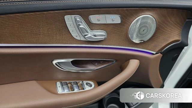 Mercedes-Benz E-Class W213 id 4591228 из Кореи 20