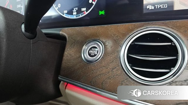 Mercedes-Benz E-Class W213 id 4507897 из Кореи 21